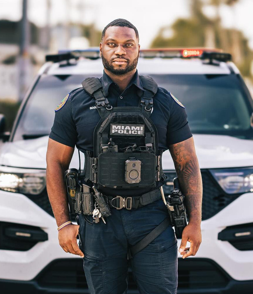 Miami Police Department officer wearing Subsecond belt with full duty loadout